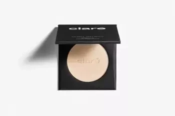 Clare Makeup Prasowany Jedwabisty Puder Rozświetlający Skinny Light 39